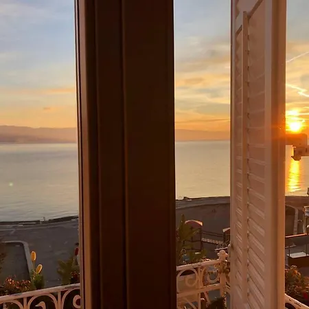Apartment Artspace Sea Front & Terrace *
