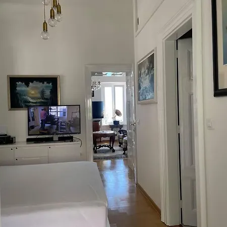 Artspace Sea Front & Terrace Apartment