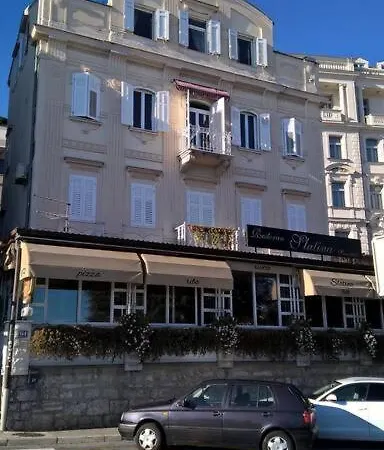 Artspace Sea Front & Terrace Apartment Opatija